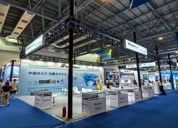 上海72㎡展位搭建費用全解析！15萬到50萬+預(yù)算方案對比，助您精準(zhǔn)避坑！