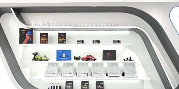 探秘艾馳汽車保護膜展廳：每一處都藏著專業(yè)與實力