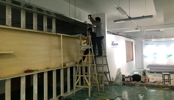 把展廳搬進(jìn)辦公樓!一進(jìn)門,就是企業(yè)最強(qiáng)名片 企業(yè)展廳設(shè)計(jì)的小竅門