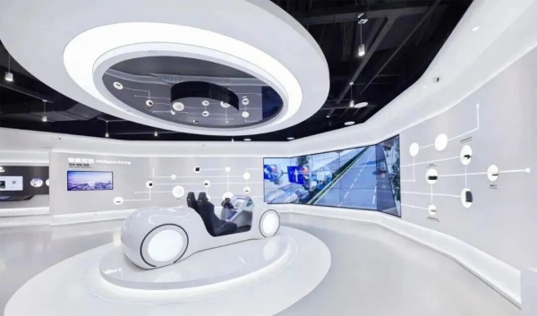 移遠(yuǎn)科技展廳：解鎖萬物互聯(lián)的未來秘境